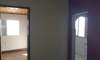 Imagem 5: Casa para aluguel tem 30 metros quadrados com 1 quarto em Ponta D'Areia - Niterói - R