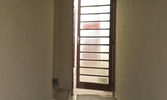 Imagem 2: Casa na Vila Tibério R$ 800,00- Ribeirão Preto - SP