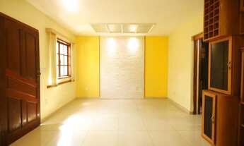 Imagem 3: EXCELENTE CASA TRIPLEX DE 4 QUARTOS - 2 VAGAS - 240m² - TAQUARA