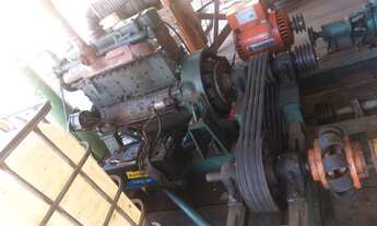 Imagem: Balsa de garimpo bomba de 9