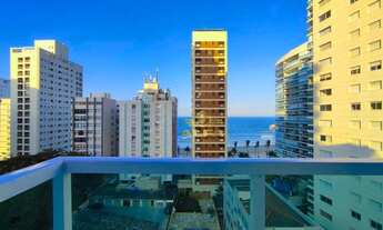 Imagem: Apartamento reformado com sacada e vista