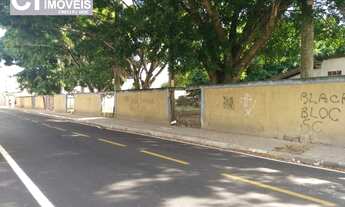 Imagem 2: CAMBORIú - Terreno Padrão - Centro