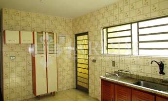 Imagem 5: CASA NA PAULISTA COM 3 DORMITORIOS