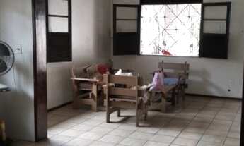 Imagem 7: Vendo ampla casa no Conj. Euclides Figueiredo - Pode Financiar