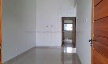 Imagem 3: Rita Vieira Linda Casa com Área Gourmet e Terreno nos Fundos