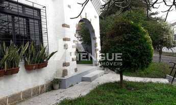 Imagem 3: Casa de esquina no bairro Passo da Areia com 3 dormitórios, à venda por R$ 440.000,00