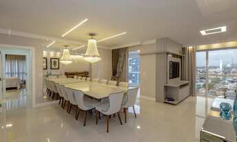 Imagem: BALNEáRIO CAMBORIú - Apartamento Padrão