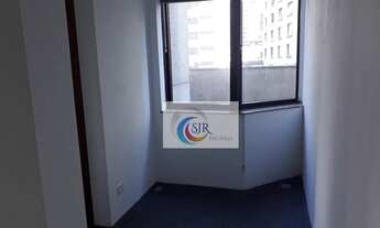 Imagem 4: Imóvel de 163m², com recepção, 5 salas com divisórias, persianas, carpete e teto em gesso