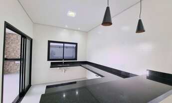 Imagem 2: Casa de condomínio térrea para venda com 160 metros quadrados com 3 quartos