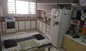 Imagem 3: Casa / Padrão - Vila Tatetuba - Venda - Residencial