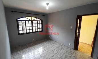 Imagem: Ótima Casa em Cond. Fechado - Com Terraço