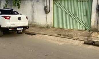 Imagem: Vende-se esta casa com três quartos sendo