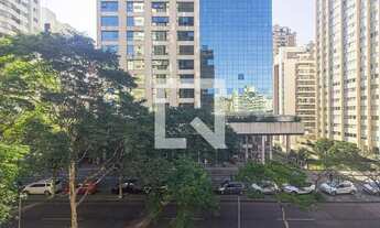 Imagem 6: Apartamento para Aluguel - Bigorrilho, 6 Quartos, 454 m2