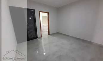 Imagem 4: Novíssima casa no condomínio fechado Village Moutonné, em Salto/SP, com 105 m² de área út