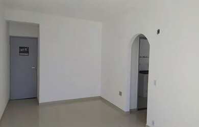 Imagem 3: Alugo apartamento sala e quarto com garagem - rua Silvio Romero, n° 8 - Santa Teresa/RJ