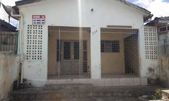 Imagem: Vende-se casa com 3 quartos, 2 banheiros