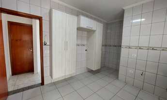 Imagem 6: Casa para aluguel possui 182 metros quadrados com 3 quartos em Jardim Primavera - American