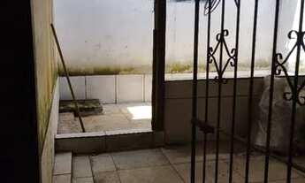 Imagem 6: ALUGA-SE CASA Casa com 1 dormitório