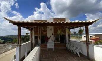 Imagem 2: Casa em lote com área de 246 m² em Mateus Leme/ MG