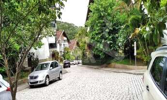 Imagem 2: Lindo imóvel em condominio fechado