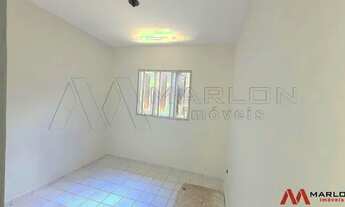 Imagem 2: Casa em Parque Industrial, 2 quartos, sendo 1 suíte, muro alto, quintal grande, 65m²