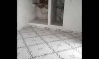 Imagem: Aluga-se kitinete 1 vão com banheiro, para