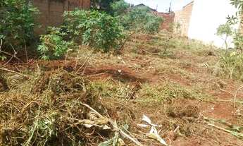 Imagem 2: LOTE Terreno / lote com venda por R$180.000