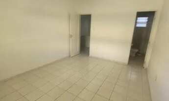 Imagem 7: Casa com 03 quartos - Santos