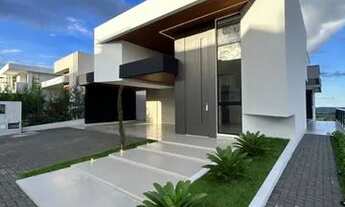 Imagem 2: Terras Alphaville - 5 suites - ao lado da área verde