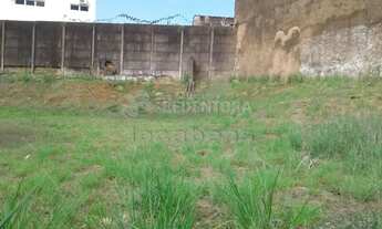 Imagem 7: Vila Maceno - Terreno com 812m², com testada acima de 30 metros, fácil acesso ao centro