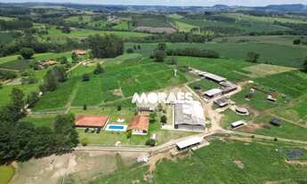 Imagem: Sítio com porteira fechada à venda, 8,5