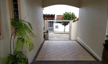 Imagem 2: Casa ampla com piscina no Jardim Atlântico