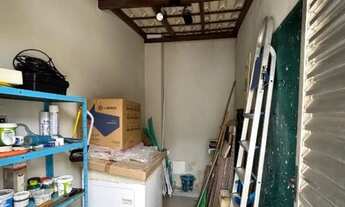 Imagem 2: Venda de Casa de Luxo em Vilas do Atlântico: 4 Quartos, 4 Suítes, 6 Banheiros, 2 Vagas de