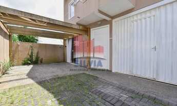 Imagem 2: Sobrado em Condomínio fechado, 3 quartos, suíte com closet, 3 garagens, excelente localiza