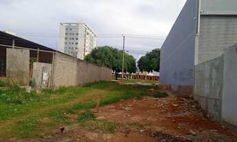 Imagem: VENDE-SE UM LOTE COMERCIAL NA AVENIDA PRINCIPAL