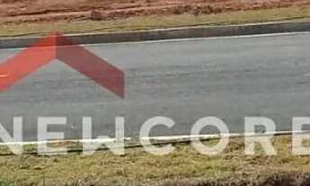 Imagem: Lote em condomínio em Avenida Milton Fortunato