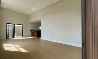 Imagem 6: Casa á venda no Condomínio Terras de Atibaia II em Atibaia , laser e segurança 24h para s