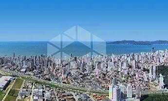 Imagem 6: Apartamento com 4 quartos/dormitórios no bairro Meia Praia, em Itapema - SC