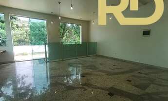 Imagem 5: Casa com 4 Quartos e 3 banheiros à Venda, 366 m² por R$ 1.500.000