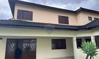 Imagem: Condomínio de Luxo Casa Espaçosa em Barueri