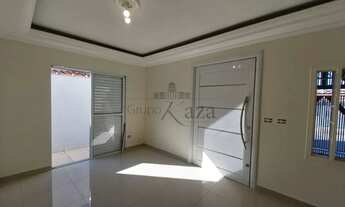 Imagem 3: Oportunidade - Casa Sobrado - Jardim Ismênia - 4 Dormitórios - 250m²