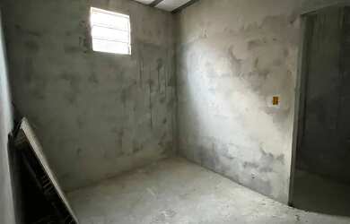 Imagem 5: Casa com 3 suítes, laje para ampliação e quintal frente de rua principal