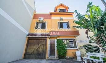 Imagem: PORTO ALEGRE - Casa Padrão - Espírito