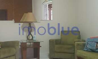 Imagem 2: Linda casa com 3 quartos, 1 suíte, ótima cozinha, reformada, 1 minuto do centro