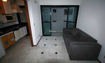 Imagem 3: Apartamento com varanda na sala e quarto, fora de rota, lazer e 2 Vagas!