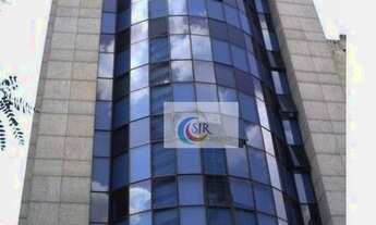 Imagem 2: Imóvel de 163m², com recepção, 5 salas com divisórias, persianas, carpete e teto em gesso