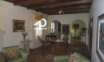 Imagem 2: Casa com 4 quarto(s) no bairro Duque de Caxias em Cuiabá - MT