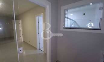 Imagem 2: Casa para venda com 131 metros quadrados com 3 quartos