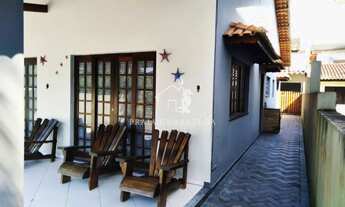 Imagem: À 100 metros da praia