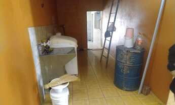 Imagem 2: Duas casas Casa com 3 dormitórios